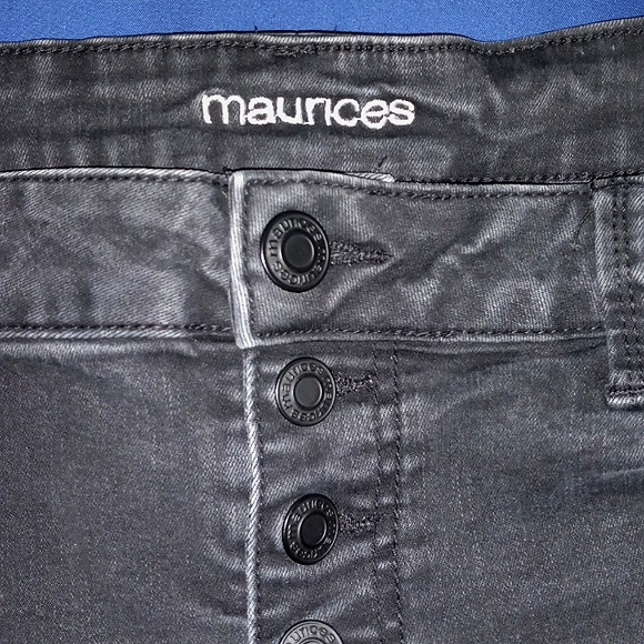 Maurices Ripped Jeans - Picture 2 of 5